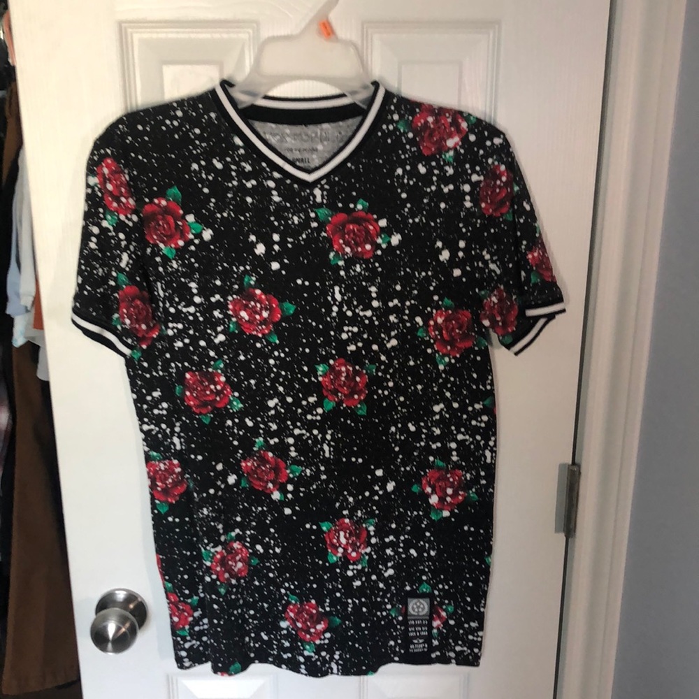 Vox Populi Rose T-shirt